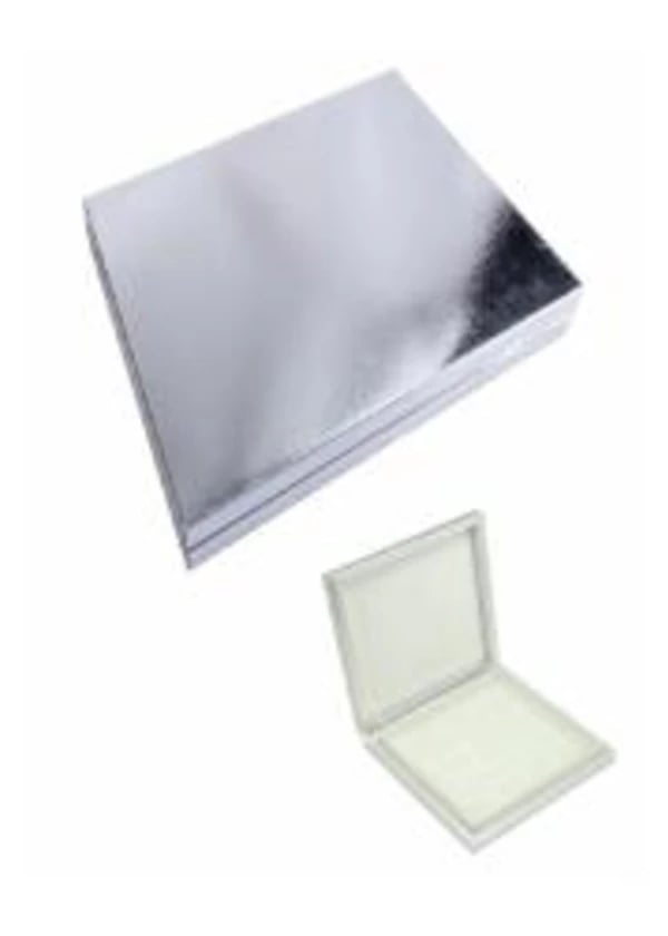 16 Bölmeli Gümüş Çikolata Kutusu - Gorsel 1