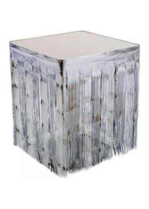 Metalize Gümüş Püsküllü Masa Eteği - Gorsel 1